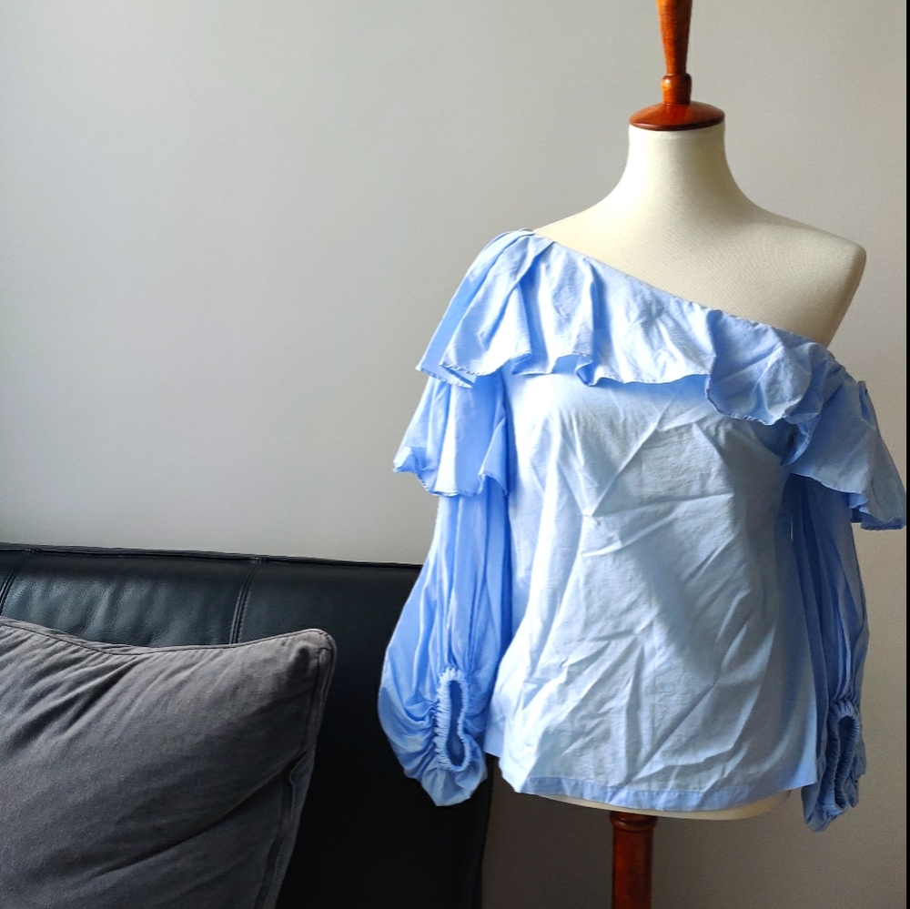 Off Shoulder Top - image 1